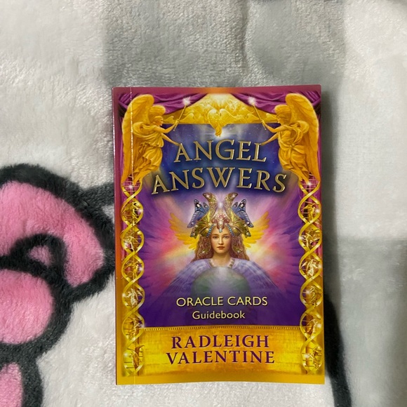Angel Answers Oracle Cards by Radleigh Valentine - Picture 3 of 4